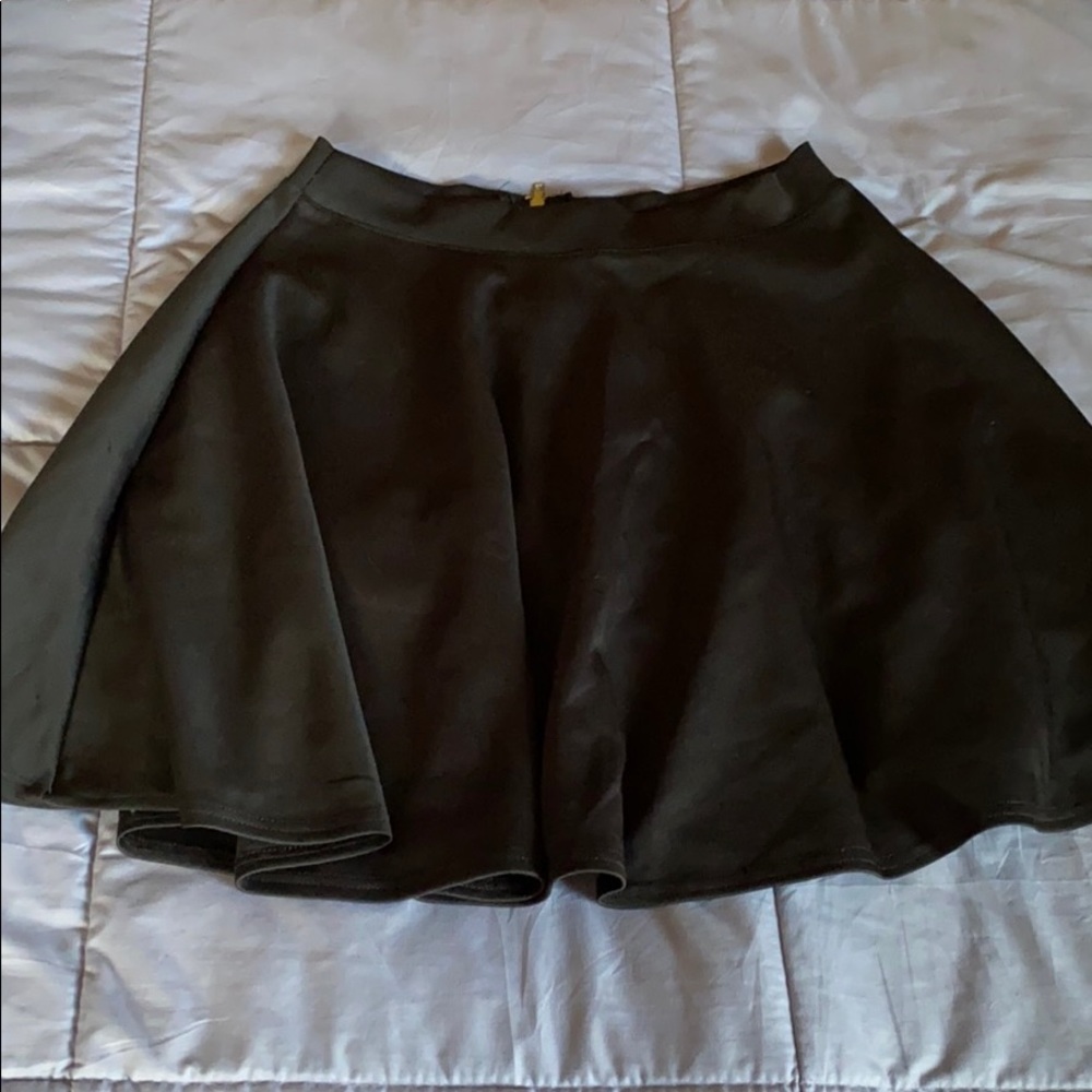 Black skirt